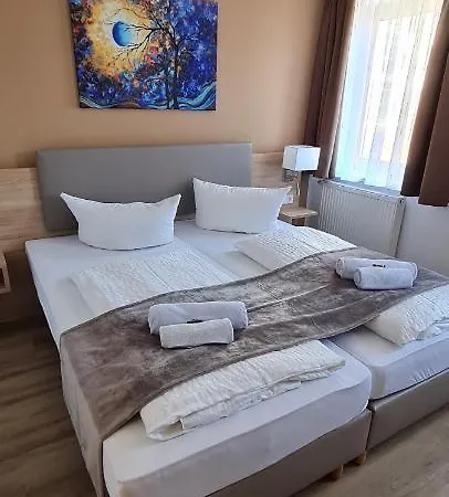 בית הארחה Am Stern 3*